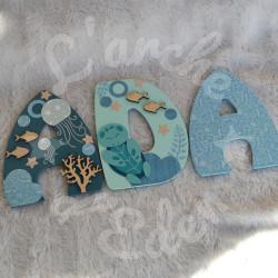 Prénom en bois pour décoration de chambre d'enfant ou cadeau de naissance avec baleine et animaux de la mer