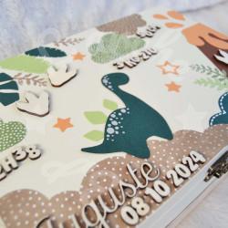 Boite à souvenirs de naissance personnalisée décoration dinosaure et volcan