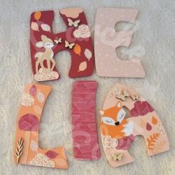 Prénom en bois pour décoration de chambre d'enfant ou cadeau de naissance avec biche et renard