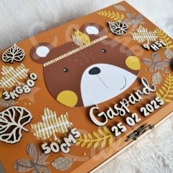 Boite à souvenirs de naissance personnalisée décoration ours brun en automne