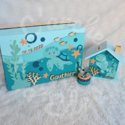 Cadeau de naissance thème Biche, boite à souvenirs personnalisée avec une tirelire et boite a dents