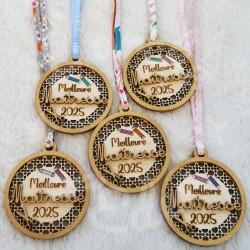 Cadeau de fin d'année, remerciement maitresse, medaille en bois pour cadeau maitresse