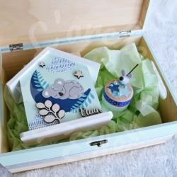 Cadeau de naissance thème Koala, boite à souvenirs personnalisée avec une tirelire et boite a dents
