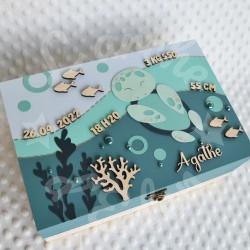 Boite à souvenirs de naissance personnalisée décoration tortue marine