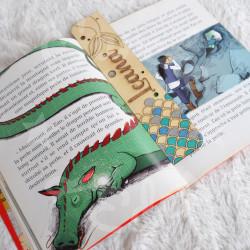 Marque page en bois pour enfant avec sirène, tortue, hippocampe ou pieuvre en paillettes
