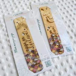Marque page en bois pour enfant avec sirène et paillettes