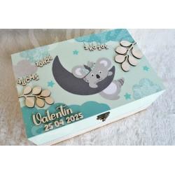 Boite à souvenirs de naissance personnalisée décoration koala dans la jungle