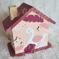 Tirelire cygne et arc en ciel personnalisée au prénom de l'enfant