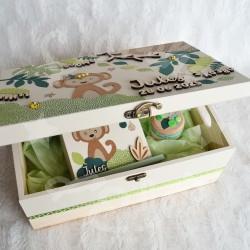 Cadeau de naissance thème Singe boite à souvenirs personnalisée avec une tirelire et boite a dents
