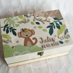 Boite à souvenirs de naissance personnalisée décoration singe dans la foret tropicale