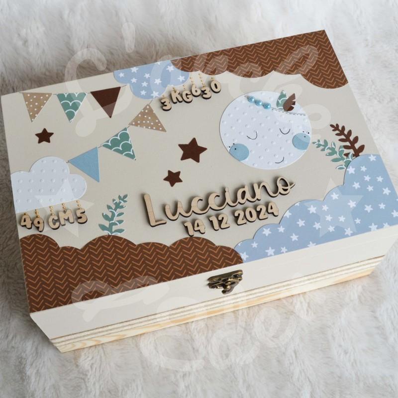 Boite à souvenirs de naissance personnalisée décoration lune et nuage Boite à souvenirs de naissance personnalisée décoration lune et nuage