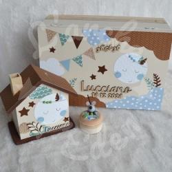 Cadeau de naissance thème Lune, boite à souvenirs personnalisée avec une tirelire et boite a dents