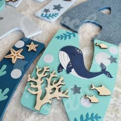 Prénom en bois pour décoration de chambre d'enfant ou cadeau de naissance avec baleine et animaux de la mer