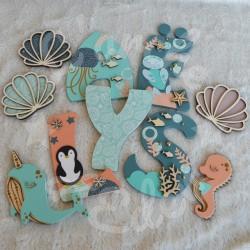 Prénom en bois pour décoration de chambre d'enfant ou cadeau de naissance avec baleine et animaux de la mer