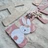 Prénom en bois pour décoration de chambre d'enfant ou cadeau de naissance avec lapin et fleurs