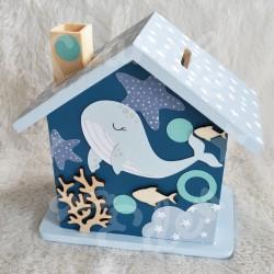 Tirelire baleine et corail en bois pour enfant a personnaliser