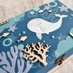 Boite à souvenirs de naissance personnalisée décoration baleine