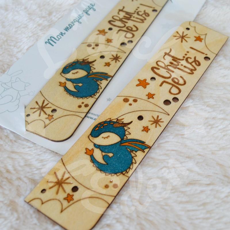 Marque page en bois pour enfant avec dragon et lune
