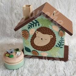 Tirelire hérisson en automne personnalisée au prénom de l'enfant