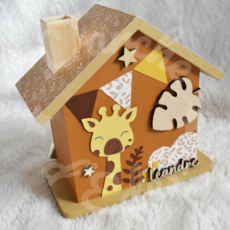 Tirelire girafe dans la savane pour enfant a personnaliser