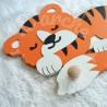 Porte manteau tigre en bois pour chambre d enfant