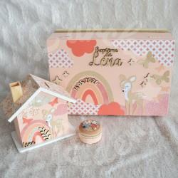 Cadeau de naissance thème faon, boite à souvenirs personnalisée avec une tirelire et boite a dents