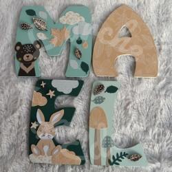 Prénom en bois pour décoration de chambre d'enfant ou cadeau de naissance avec animaux de la foret