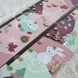 Toise pour chambre d'enfant en bois décoration lapin et foret