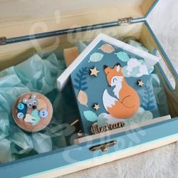 Cadeau de naissance renard et décor d'automne, boite à souvenirs personnalisée avec une tirelire et boite a dents