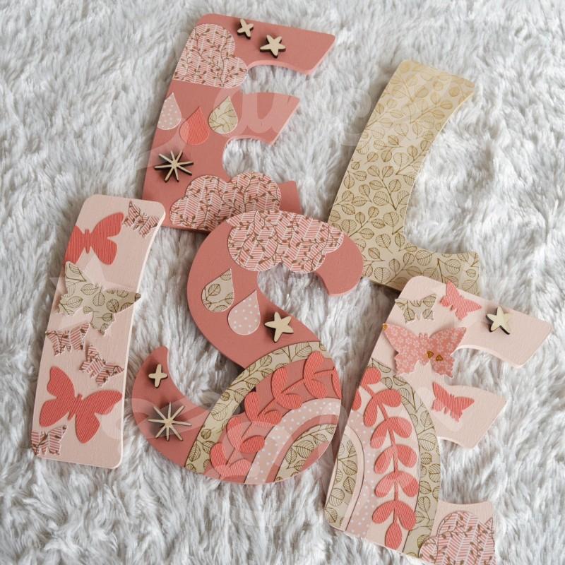 Prénom en bois arc en ciel pour décoration de chambre d'enfant ou cadeau de naissance