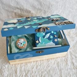 Cadeau de naissance thème dragon, boite à souvenirs personnalisée avec une tirelire et boite a dents
