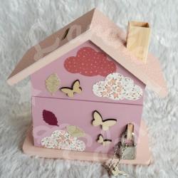 Tirelire lapin et papillons en bois pour enfant a personnaliser