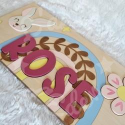 Puzzle Prénom en bois pour enfant avec lapin, arc en ciel et fleur