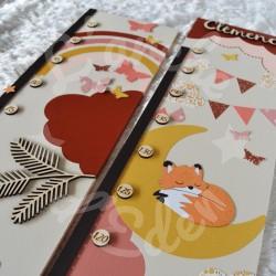 Toise pour chambre d'enfant en bois décoration renard et papillons