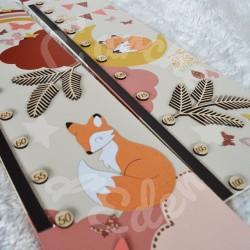 Toise pour chambre d'enfant en bois décoration renard et papillons