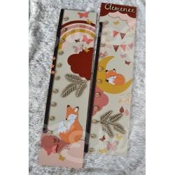 Toise pour chambre d'enfant en bois décoration renard et papillons