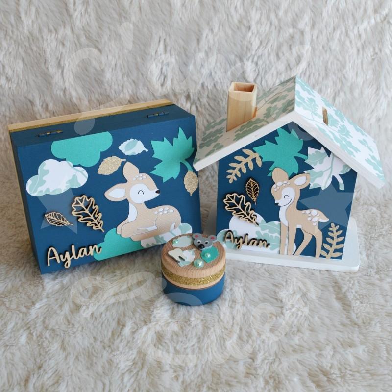 Cadeau de naissance Faon et décor de la foret composé d'une tirelire, d'une boite à dents et d'une boite a trésors