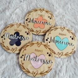 Medaillon en bois personnalisé a offrir