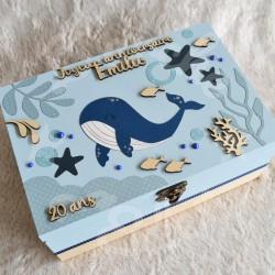Boite à souvenirs de naissance personnalisée décoration baleine