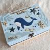 Boite à souvenirs de naissance personnalisée décoration baleine