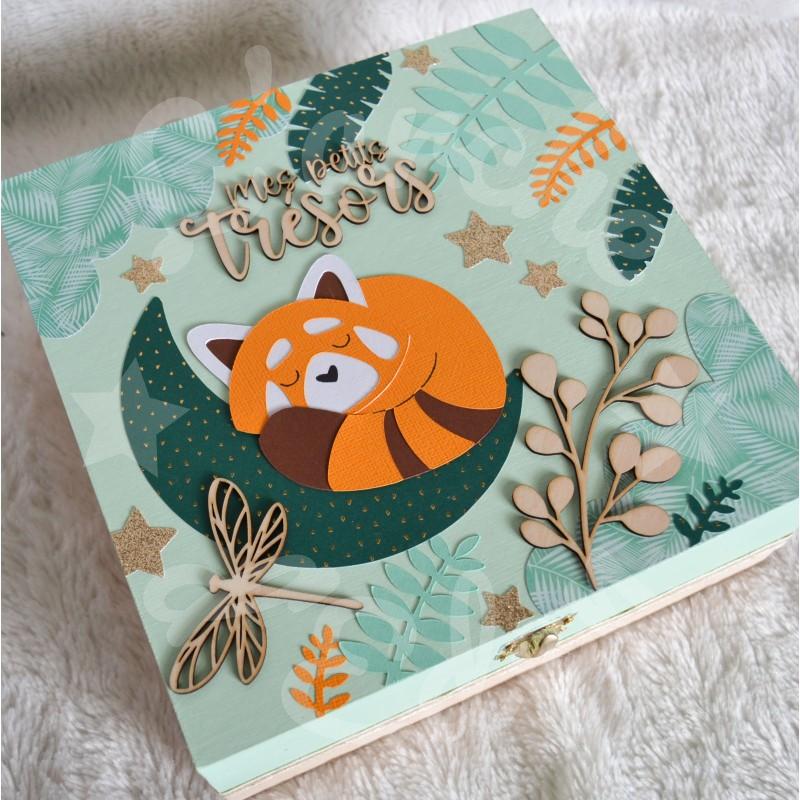 Boite à trésors en bois Panda roux pour souvenirs d enfant