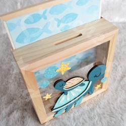 Tirelire Tortue de mer pour enfant en forme de cadre en bois et vitre transparente
