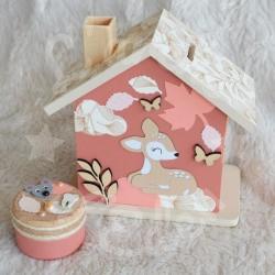 Tirelire faon endormi et feuilles d automne en bois pour enfant a personnaliser