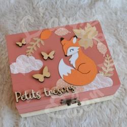 Cadeau de naissance Renard et papillons composé d'une tirelire, d'une boite à dents et d'une boite a trésors