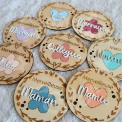 Magnet en bois personnalisé a offrir fleur ou coeur