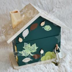 Cadeau de naissance Renne en foret composé d'une tirelire, d'une boite à dents et d'une boite a trésors