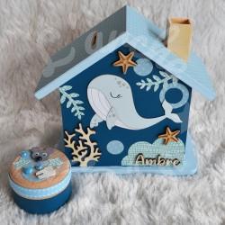 Tirelire baleine et corail en bois pour enfant a personnaliser