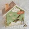 Tirelire oie et papillons en bois pour enfant a personnaliser