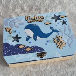 Boite à souvenirs de naissance personnalisée décoration baleine