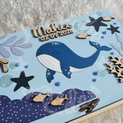 Boite à souvenirs de naissance personnalisée décoration baleine